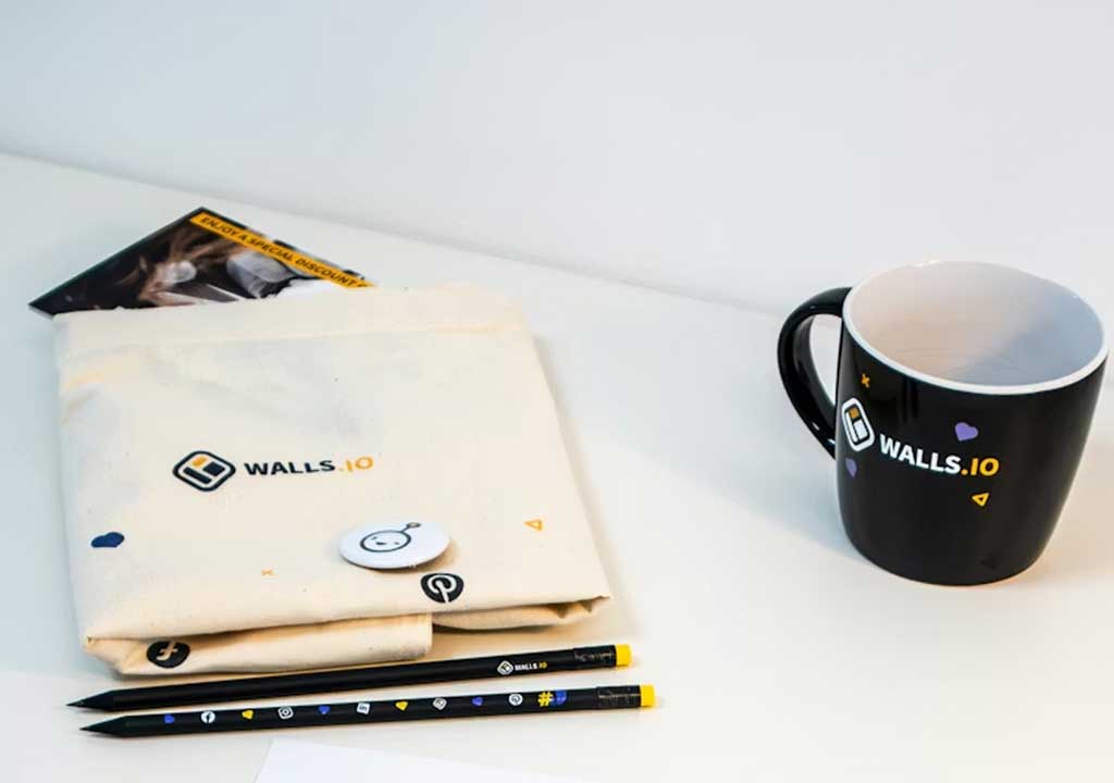 Personalization Techniques That Elevate Promotional Gifts